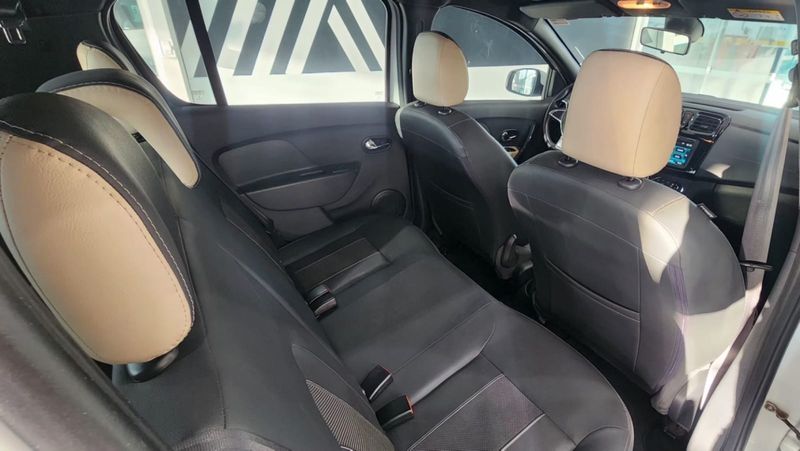 Renault STEPWAY 1.6 16V SCE FLEX ICONIC X-TRONIC 2020/2021 DRSUL SEMINOVOS CAXIAS DO SUL – LAJEADO – SANTA CRUZ DO SUL / Carros no Vale