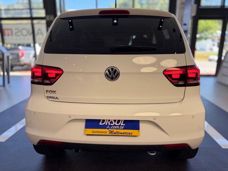 Volkswagen FOX 1.6 MSI TOTAL FLEX CONNECT 4P MANUAL 2019/2020 DRSUL SEMINOVOS CAXIAS DO SUL – LAJEADO – SANTA CRUZ DO SUL / Carros no Vale