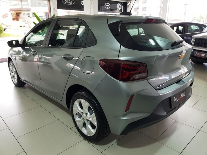 Chevrolet ONIX 1.0 TURBO FLEX LTZ AUTOMÁTICO 2024/2025 ADVANT AUTOMÓVEIS CAXIAS DO SUL / Carros no Vale