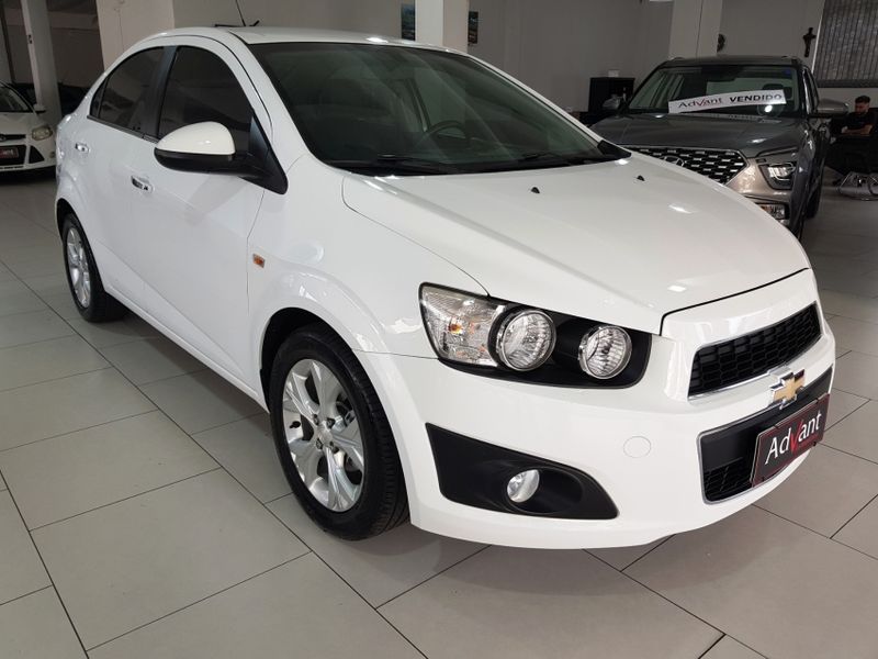 Chevrolet SONIC 1.6 LTZ SEDAN 16V FLEX 4P AUTOMÁTICO 2013/2013 ADVANT AUTOMÓVEIS CAXIAS DO SUL / Carros no Vale