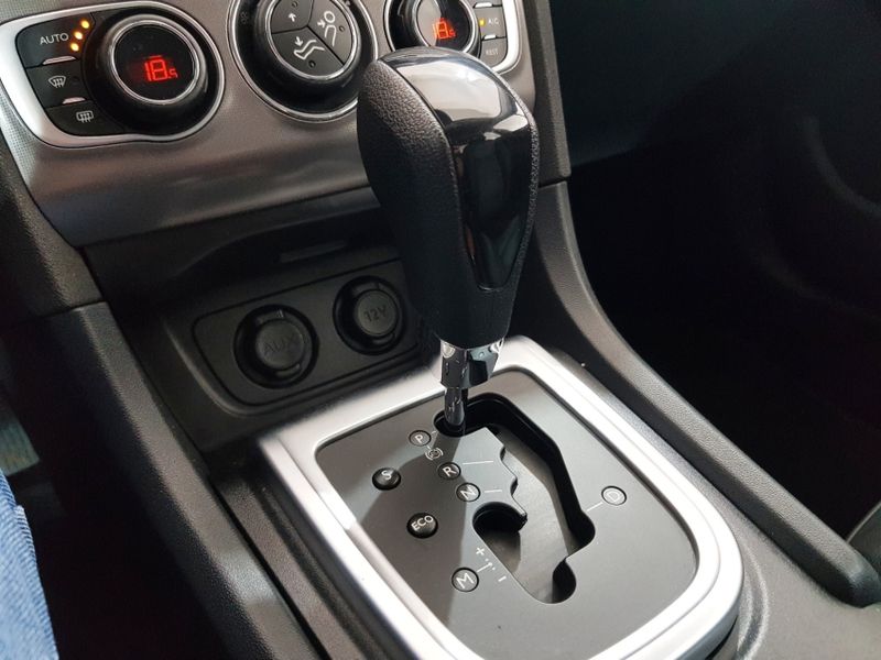 Citroen C4 LOUNGE 1.6 THP FLEX EXCLUSIVE BVA 2017/2018 ADVANT AUTOMÓVEIS CAXIAS DO SUL / Carros no Vale Citroen C4 LOUNGE 1.6 THP FLEX EXCLUSIVE BVA 2017/2018 ADVANT AUTOMÓVEIS CAXIAS DO SUL / Carros no Vale