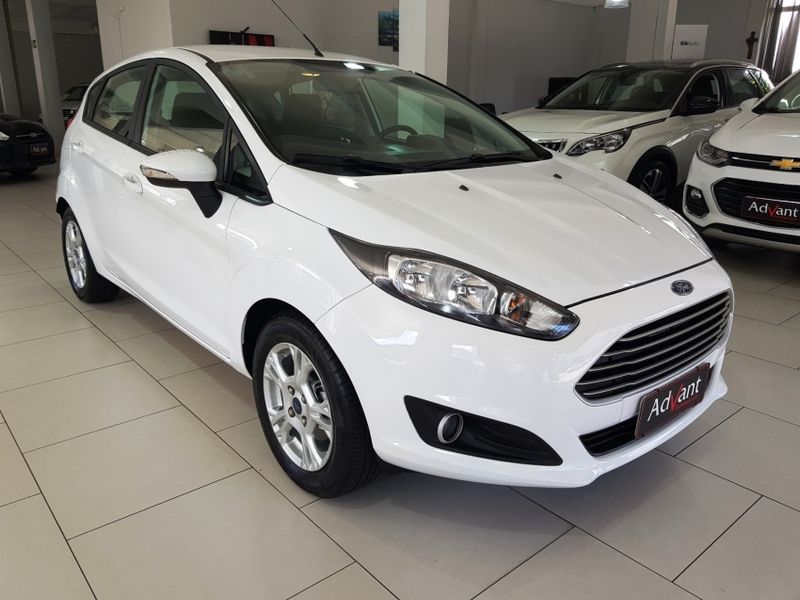 Ford FIESTA 1.6 SE HATCH 16V FLEX 4P POWERSHIFT 2015/2016 ADVANT AUTOMÓVEIS CAXIAS DO SUL / Carros no Vale