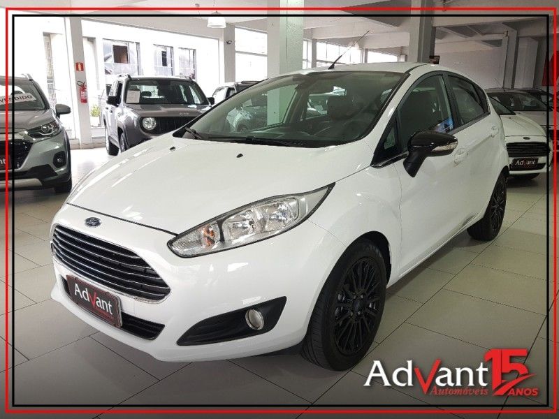 Ford FIESTA 1.6 TITANIUM HATCH 16V FLEX 4P POWERSHIFT 2016/2016 ADVANT AUTOMÓVEIS CAXIAS DO SUL / Carros no Vale