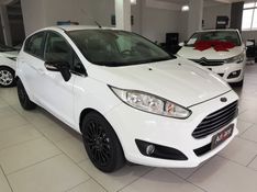 Ford FIESTA 1.6 TITANIUM HATCH 16V FLEX 4P POWERSHIFT 2016/2016 ADVANT AUTOMÓVEIS CAXIAS DO SUL / Carros no Vale