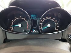 Ford FIESTA 1.6 TITANIUM HATCH 16V FLEX 4P POWERSHIFT 2016/2016 ADVANT AUTOMÓVEIS CAXIAS DO SUL / Carros no Vale