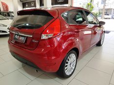 Ford FIESTA 1.6 TITANIUM HATCH 16V FLEX 4P POWERSHIFT 2014/2015 ADVANT AUTOMÓVEIS CAXIAS DO SUL / Carros no Vale