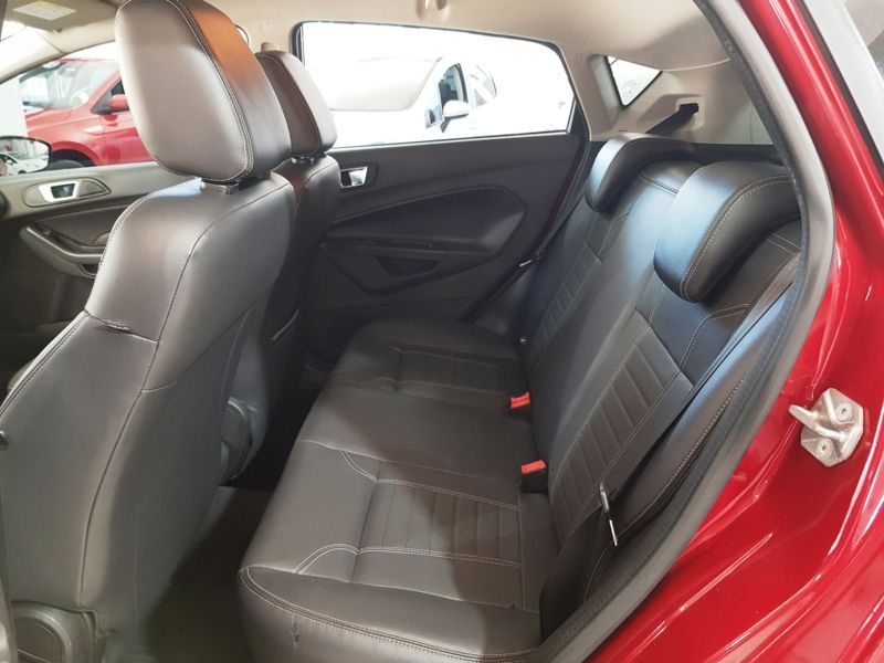 Ford FIESTA 1.6 TITANIUM HATCH 16V FLEX 4P POWERSHIFT 2014/2015 ADVANT AUTOMÓVEIS CAXIAS DO SUL / Carros no Vale Ford FIESTA 1.6 TITANIUM HATCH 16V FLEX 4P POWERSHIFT 2014/2015 ADVANT AUTOMÓVEIS CAXIAS DO SUL / Carros no Vale