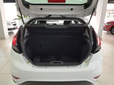 Ford FIESTA 1.6 TITANIUM HATCH 16V FLEX 4P POWERSHIFT 2016/2016 ADVANT AUTOMÓVEIS CAXIAS DO SUL / Carros no Vale