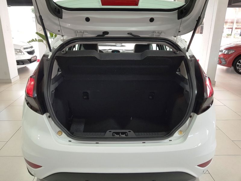 Ford FIESTA 1.6 TITANIUM HATCH 16V FLEX 4P POWERSHIFT 2016/2016 ADVANT AUTOMÓVEIS CAXIAS DO SUL / Carros no Vale Ford FIESTA 1.6 TITANIUM HATCH 16V FLEX 4P POWERSHIFT 2016/2016 ADVANT AUTOMÓVEIS CAXIAS DO SUL / Carros no Vale