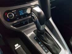 Ford FOCUS 2.0 TITANIUM 16V FLEX 4P POWERSHIFT 2015/2015 ADVANT AUTOMÓVEIS CAXIAS DO SUL / Carros no Vale