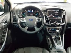 Ford FOCUS 2.0 TITANIUM 16V FLEX 4P POWERSHIFT 2015/2015 ADVANT AUTOMÓVEIS CAXIAS DO SUL / Carros no Vale