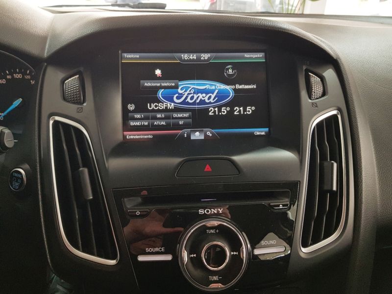 Ford FOCUS 2.0 TITANIUM 16V FLEX 4P POWERSHIFT 2015/2016 ADVANT AUTOMÓVEIS CAXIAS DO SUL / Carros no Vale