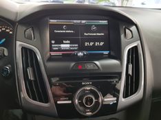 Ford FOCUS 2.0 TITANIUM 16V FLEX 4P POWERSHIFT 2015/2015 ADVANT AUTOMÓVEIS CAXIAS DO SUL / Carros no Vale