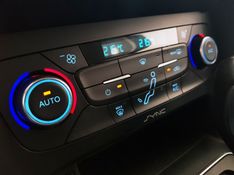 Ford FOCUS 2.0 TITANIUM 16V FLEX 4P POWERSHIFT 2015/2016 ADVANT AUTOMÓVEIS CAXIAS DO SUL / Carros no Vale