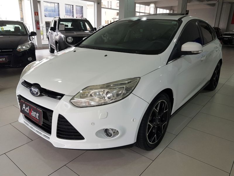 Ford FOCUS 2.0 TITANIUM PLUS 16V FLEX 4P POWERSHIFT 2014/2015 ADVANT AUTOMÓVEIS CAXIAS DO SUL / Carros no Vale