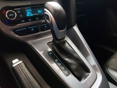 Ford FOCUS 2.0 TITANIUM PLUS 16V FLEX 4P POWERSHIFT 2014/2015 ADVANT AUTOMÓVEIS CAXIAS DO SUL / Carros no Vale