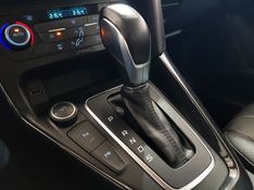 Ford FOCUS 2.0 TITANIUM PLUS FASTBACK 16V FLEX 4P POWERSHIFT 2016/2016 ADVANT AUTOMÓVEIS CAXIAS DO SUL / Carros no Vale