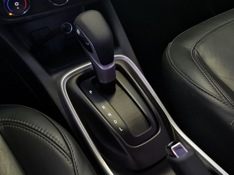 Chevrolet TRACKER 1.0 TURBO FLEX LTZ AUTOMÁTICO 2021/2022 CARRO DEZ NOVO HAMBURGO / Carros no Vale