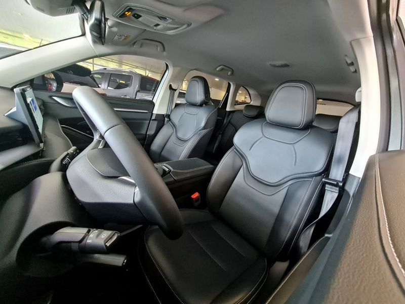 GWM HAVAL H6 1.5 HEV E-TRACTION 2023/2024 CARRO DEZ NOVO HAMBURGO / Carros no Vale