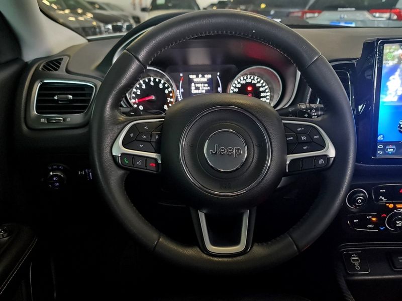 JEEP COMPASS 2.0 16V FLEX LONGITUDE AUTOMÁTICO 2017/2018 CARRO DEZ NOVO HAMBURGO / Carros no Vale JEEP COMPASS 2.0 16V FLEX LONGITUDE AUTOMÁTICO 2017/2018 CARRO DEZ NOVO HAMBURGO / Carros no Vale