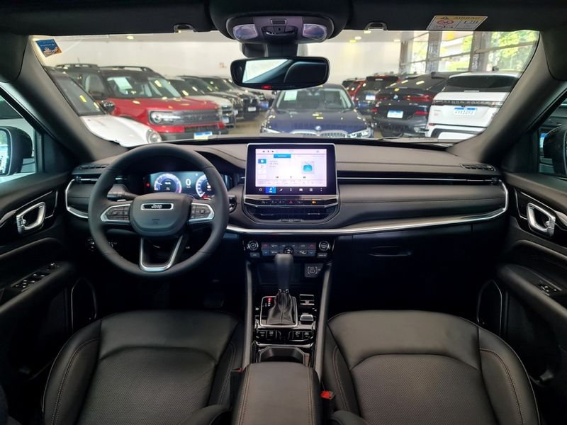 JEEP COMPASS 2.0 HURRICANE 4 TURBO GASOLINA OVERLAND AT9 2024/2025 CARRO DEZ NOVO HAMBURGO / Carros no Vale