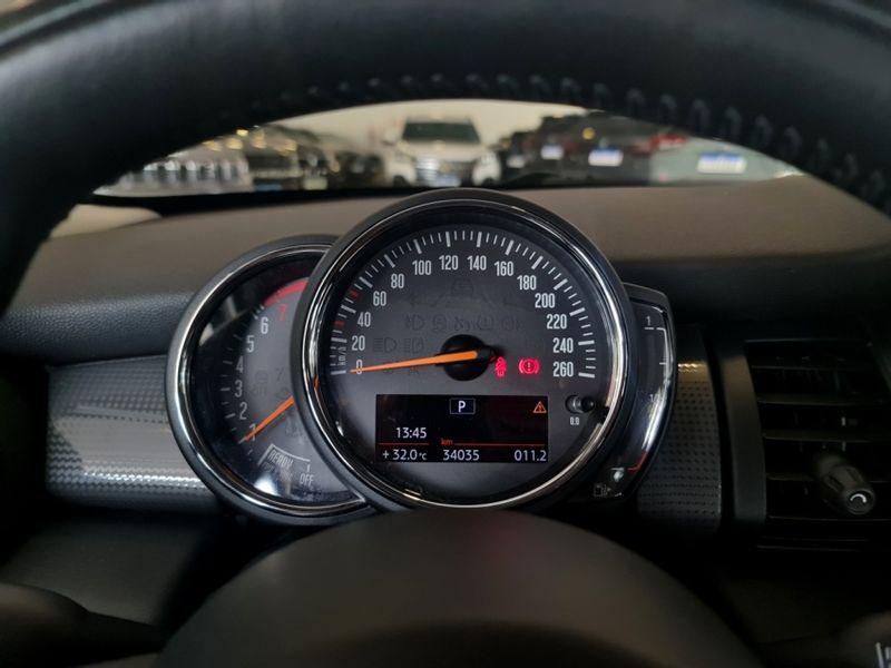 Mini COOPER 1.5 12V TWINPOWER GASOLINA 4P STEPTRONIC 2019/2020 CARRO DEZ NOVO HAMBURGO / Carros no Vale