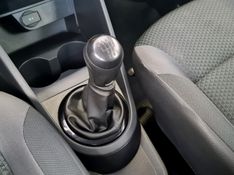 Volkswagen GOL 1.6 MSI TOTALFLEX TRENDLINE 4P MANUAL 2017/2018 CARRO DEZ NOVO HAMBURGO / Carros no Vale