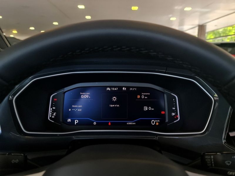 Volkswagen T-CROSS 1.4 250 TSI TOTAL FLEX HIGHLINE AUTOMÁTICO 2022/2023 CARRO DEZ NOVO HAMBURGO / Carros no Vale