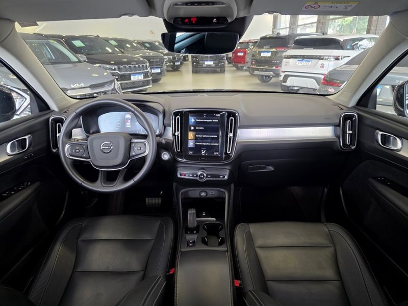 Volvo XC40 1.5 T5 RECHARGE MOMENTUM GEARTRONIC 2021/2021 CARRO DEZ NOVO HAMBURGO / Carros no Vale