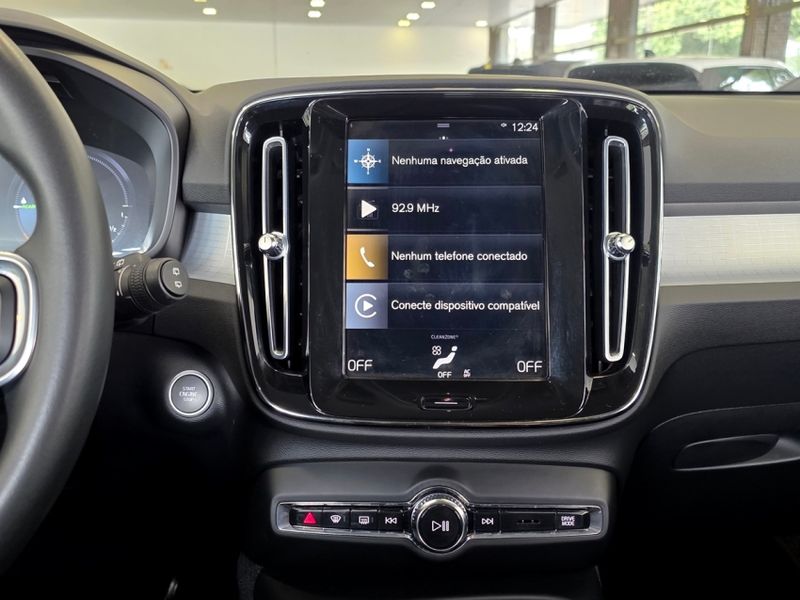 Volvo XC40 1.5 T5 RECHARGE MOMENTUM GEARTRONIC 2021/2021 CARRO DEZ NOVO HAMBURGO / Carros no Vale