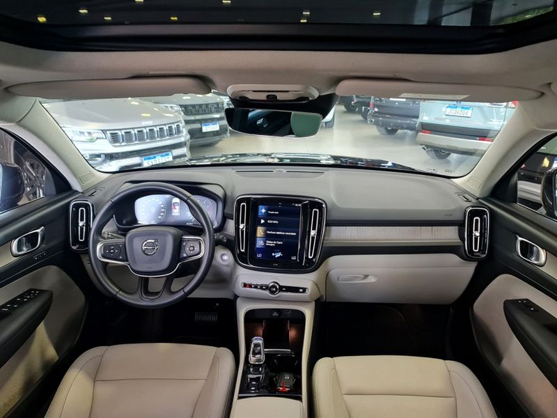 Volvo XC40 2.0 T4 GASOLINA INSCRIPTION GEARTRONIC 2020/2020 CARRO DEZ NOVO HAMBURGO / Carros no Vale
