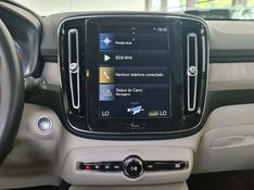 Volvo XC40 2.0 T4 GASOLINA INSCRIPTION GEARTRONIC 2020/2020 CARRO DEZ NOVO HAMBURGO / Carros no Vale