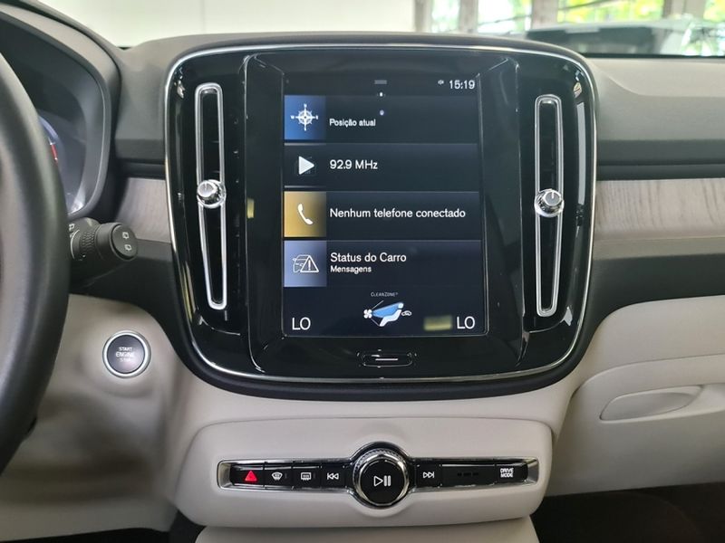 Volvo XC40 2.0 T4 GASOLINA INSCRIPTION GEARTRONIC 2020/2020 CARRO DEZ NOVO HAMBURGO / Carros no Vale