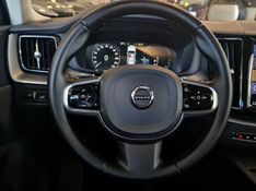 Volvo XC60 2.0 T8 HYBRID MOMENTUM AWD GEARTRONIC 2020/2021 CARRO DEZ NOVO HAMBURGO / Carros no Vale