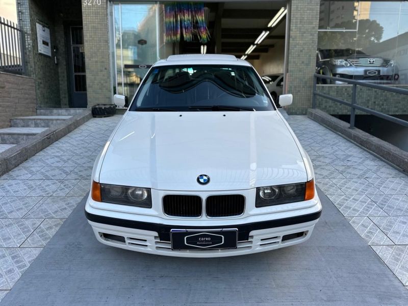 BMW 325i 2.5 SEDAN 24V GASOLINA 4P AUTOMÁTICO 1993/1993 CARRO AUTOMARCAS CAXIAS DO SUL / Carros no Vale