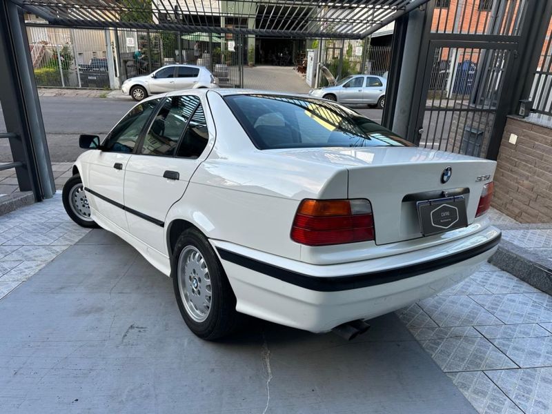 BMW 325i 2.5 SEDAN 24V GASOLINA 4P AUTOMÁTICO 1993/1993 CARRO AUTOMARCAS CAXIAS DO SUL / Carros no Vale