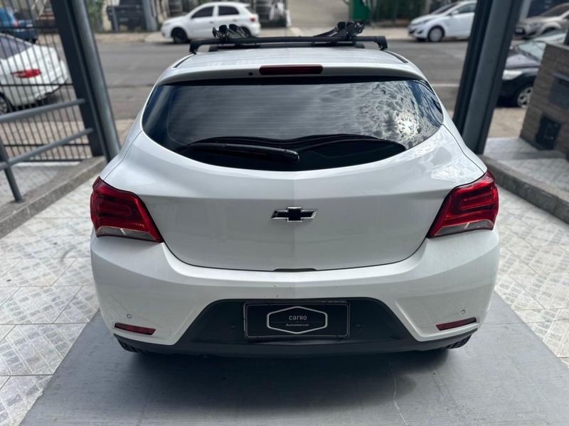 Chevrolet ONIX 1.4 MPFI LTZ 8V FLEX 4P AUTOMÁTICO 2017/2018 CARRO AUTOMARCAS CAXIAS DO SUL / Carros no Vale