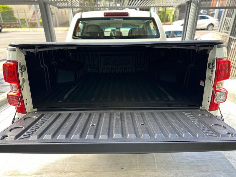 Chevrolet S10 2.8 16V TURBO DIESEL LS CD 4X4 MANUAL 2023/2023 CARRO AUTOMARCAS CAXIAS DO SUL / Carros no Vale