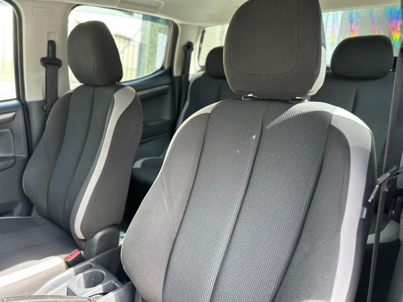 Chevrolet S10 2.8 16V TURBO DIESEL LS CD 4X4 MANUAL 2023/2023 CARRO AUTOMARCAS CAXIAS DO SUL / Carros no Vale