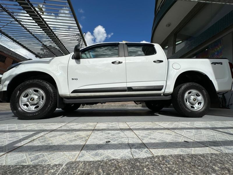Chevrolet S10 2.8 16V TURBO DIESEL LS CD 4X4 MANUAL 2023/2023 CARRO AUTOMARCAS CAXIAS DO SUL / Carros no Vale