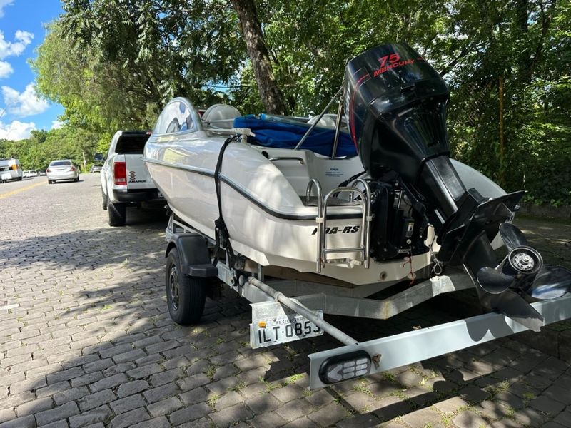 Fibrafort Focker 270 270 2001/2001 CARRO AUTOMARCAS CAXIAS DO SUL / Carros no Vale