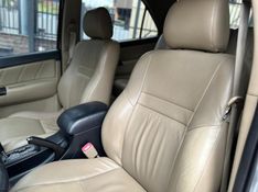 Toyota HILUX SW4 3.0 SRV 4X4 16V TURBO INTERCOOLER DIESEL 4P AUTOMÁTICO 2014/2015 CARRO AUTOMARCAS CAXIAS DO SUL / Carros no Vale