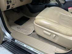 Toyota HILUX SW4 3.0 SRV 4X4 16V TURBO INTERCOOLER DIESEL 4P AUTOMÁTICO 2014/2015 CARRO AUTOMARCAS CAXIAS DO SUL / Carros no Vale