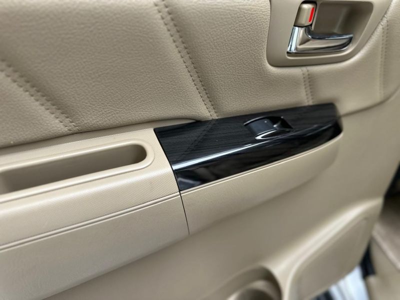 Toyota HILUX SW4 3.0 SRV 4X4 16V TURBO INTERCOOLER DIESEL 4P AUTOMÁTICO 2014/2015 CARRO AUTOMARCAS CAXIAS DO SUL / Carros no Vale Toyota HILUX SW4 3.0 SRV 4X4 16V TURBO INTERCOOLER DIESEL 4P AUTOMÁTICO 2014/2015 CARRO AUTOMARCAS CAXIAS DO SUL / Carros no Vale