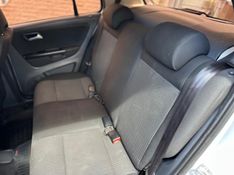 Volkswagen FOX 1.6 MSI TOTAL FLEX CONNECT 4P I-MOTION 2017/2018 CARRO AUTOMARCAS CAXIAS DO SUL / Carros no Vale