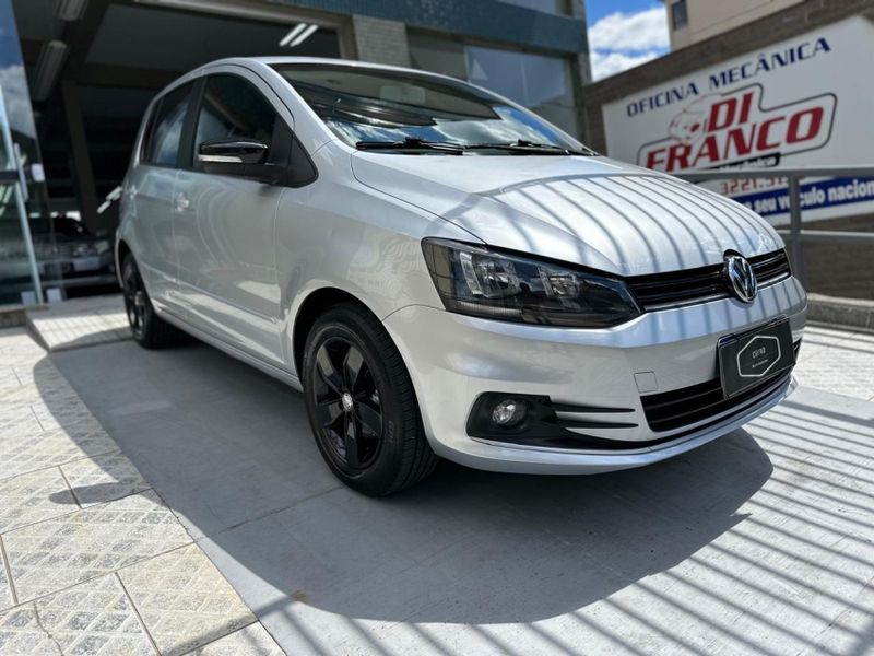 Volkswagen FOX 1.6 MSI TOTAL FLEX CONNECT 4P I-MOTION 2017/2018 CARRO AUTOMARCAS CAXIAS DO SUL / Carros no Vale