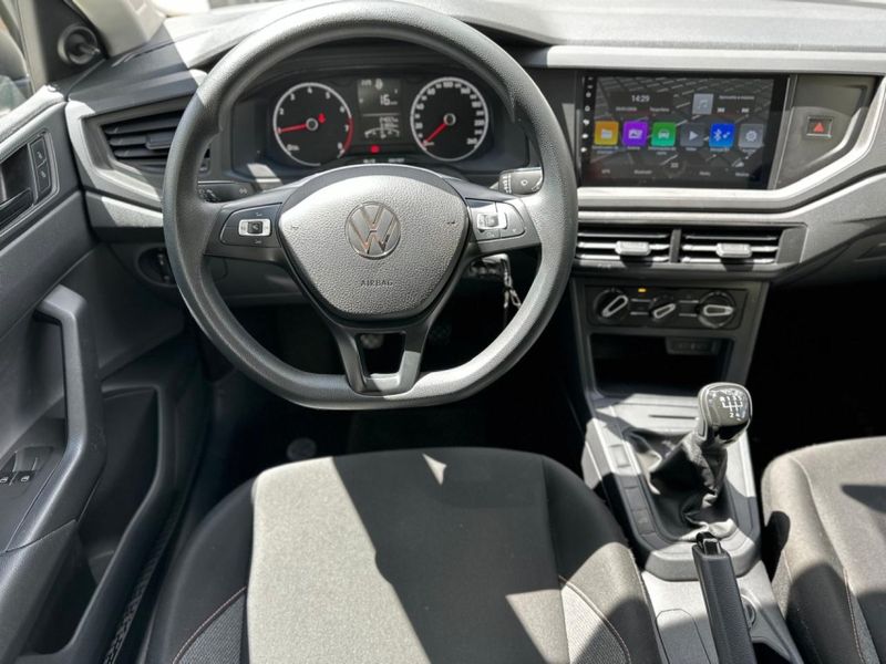 Volkswagen POLO 1.0 MPI TRACK MANUAL 2024/2025 CARRO AUTOMARCAS CAXIAS DO SUL / Carros no Vale