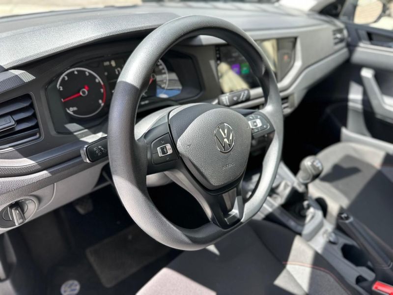 Volkswagen POLO 1.0 MPI TRACK MANUAL 2024/2025 CARRO AUTOMARCAS CAXIAS DO SUL / Carros no Vale