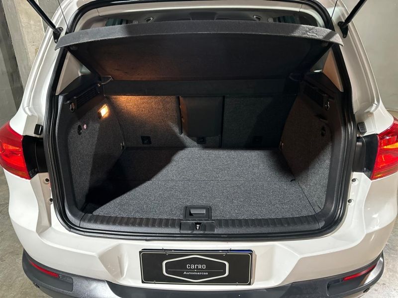 Volkswagen TIGUAN 2.0 TSI 16V TURBO GASOLINA 4P TIPTRONIC 2013/2014 CARRO AUTOMARCAS CAXIAS DO SUL / Carros no Vale