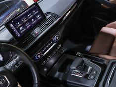 Audi Q5 2.0 45 TFSI GASOLINA S LINE BLACK QUATTRO S TRONIC 2021/2021 VIA BELLA VEÍCULOS ESPECIAIS CAXIAS DO SUL / Carros no Vale